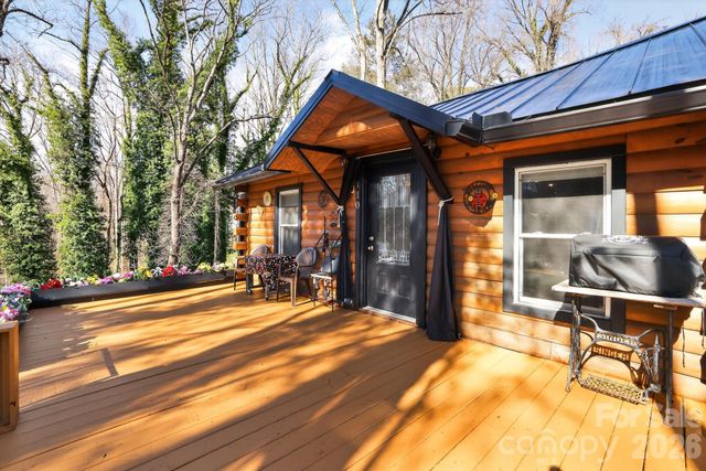 110 Pine Street, Tryon, NC 28782