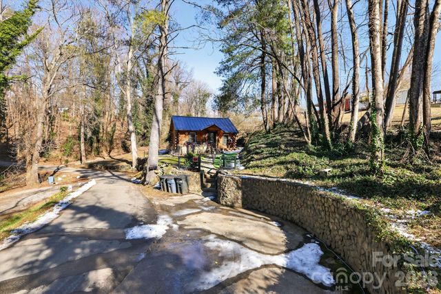 110 Pine Street, Tryon, NC 28782