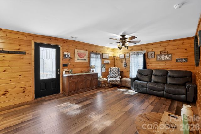 110 Pine Street, Tryon, NC 28782