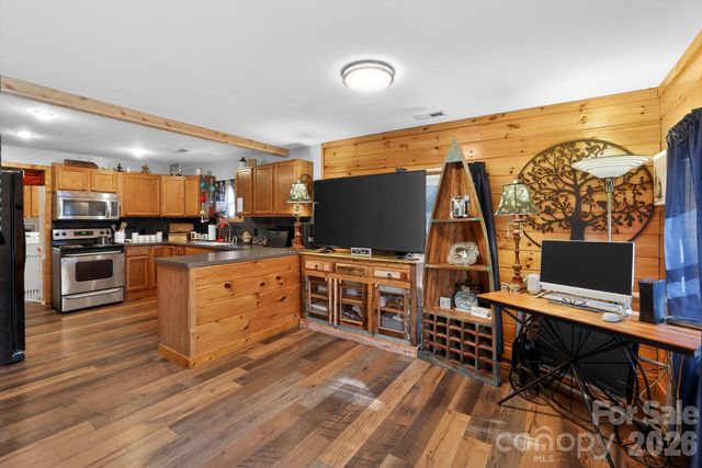 110 Pine Street, Tryon, NC 28782