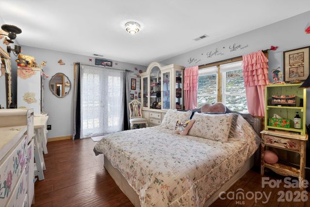 110 Pine Street, Tryon, NC 28782