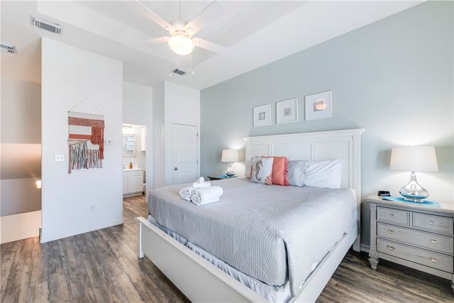 1813 S 11th St 601, Port Aransas, TX 78373