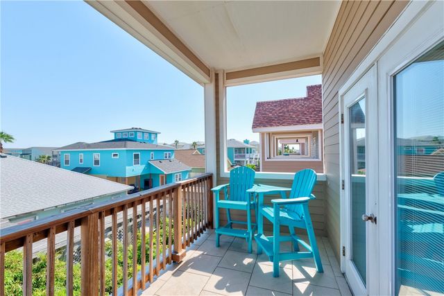 1813 S 11th St 601, Port Aransas, TX 78373