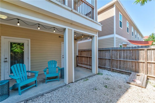 1813 S 11th St 601, Port Aransas, TX 78373