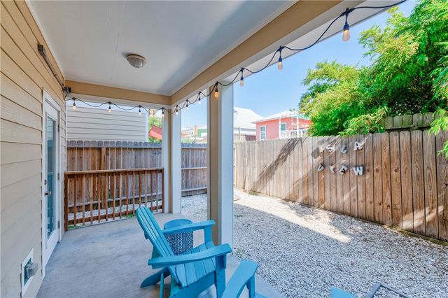 1813 S 11th St 601, Port Aransas, TX 78373