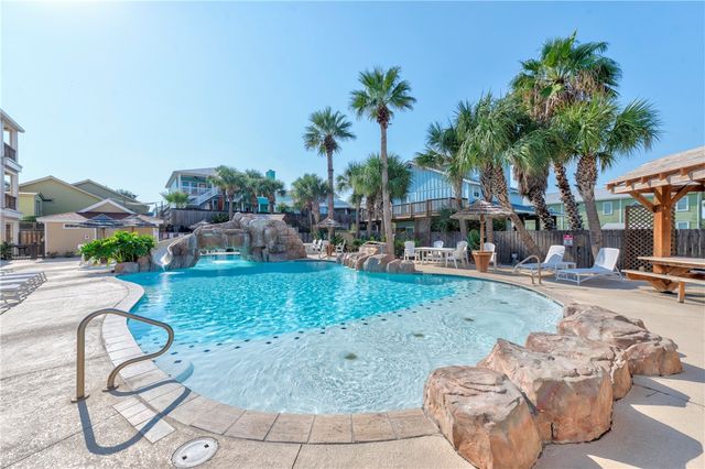 1813 S 11th St 601, Port Aransas, TX 78373