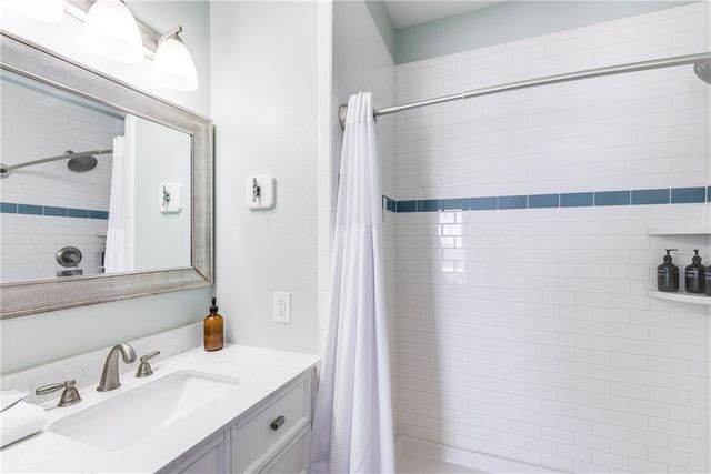 1813 S 11th St 601, Port Aransas, TX 78373