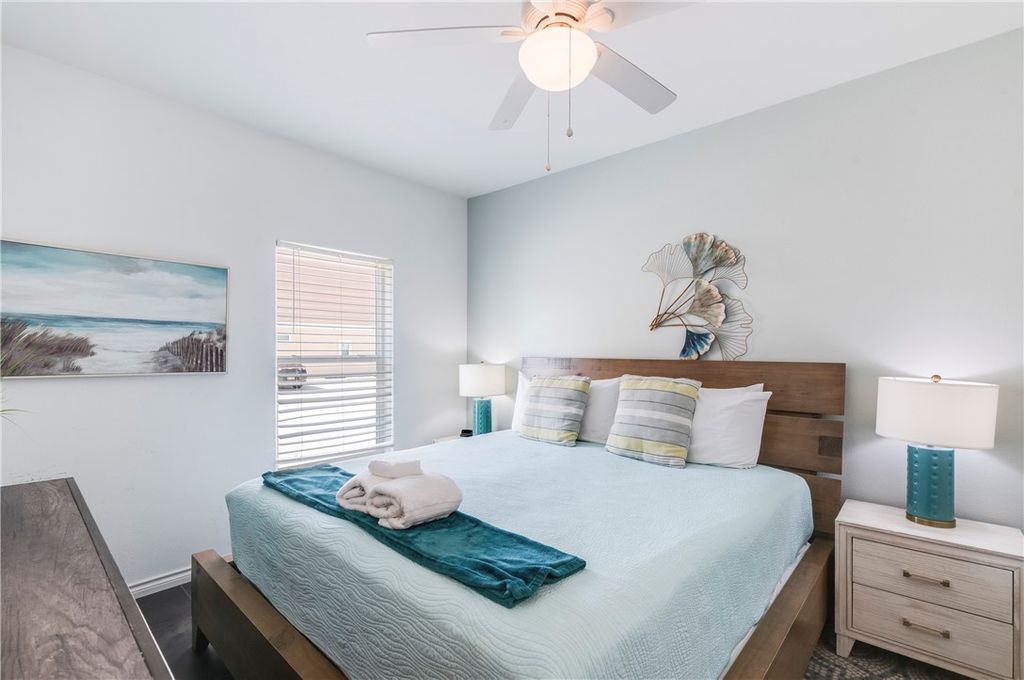 1813 S 11th St 601, Port Aransas, TX 78373 — photo 5