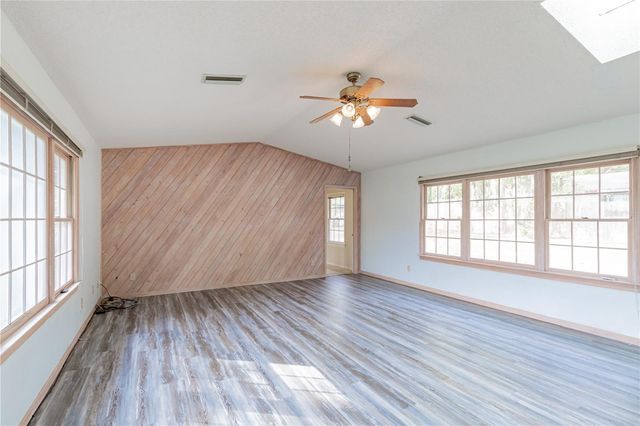 420 SE PALMETTO AVENUE, Keystone Heights, FL 32656