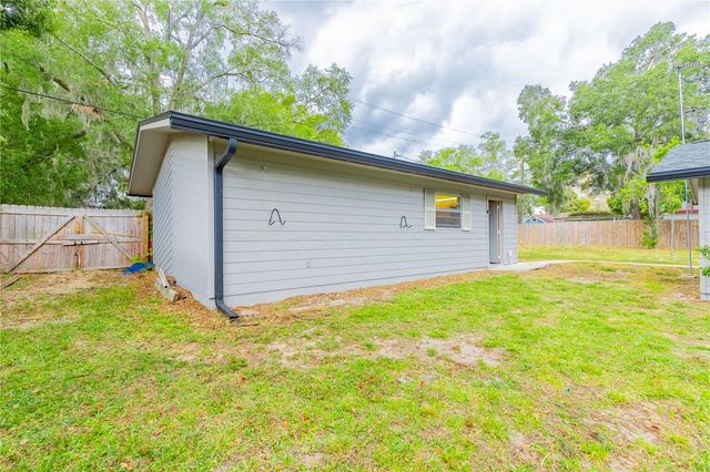 420 SE PALMETTO AVENUE, Keystone Heights, FL 32656