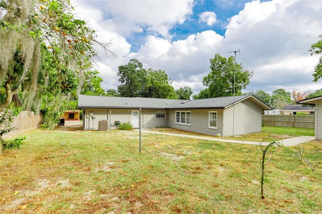 420 SE PALMETTO AVENUE, Keystone Heights, FL 32656