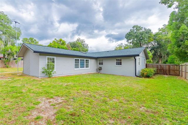 420 SE PALMETTO AVENUE, Keystone Heights, FL 32656