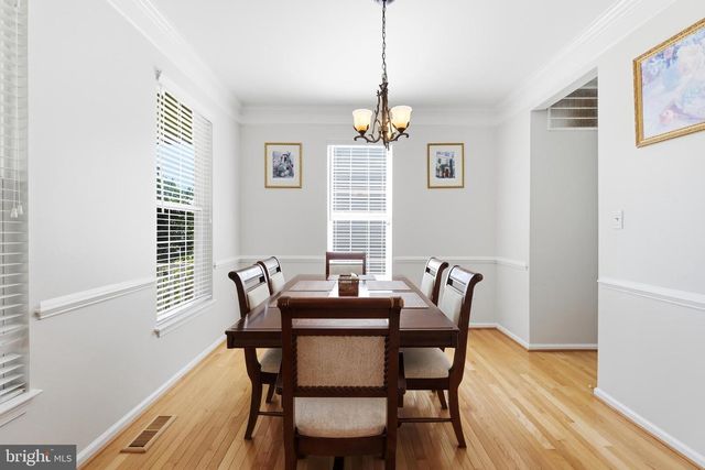 43253 STONEWALL POND ST, Chantilly, VA 20152