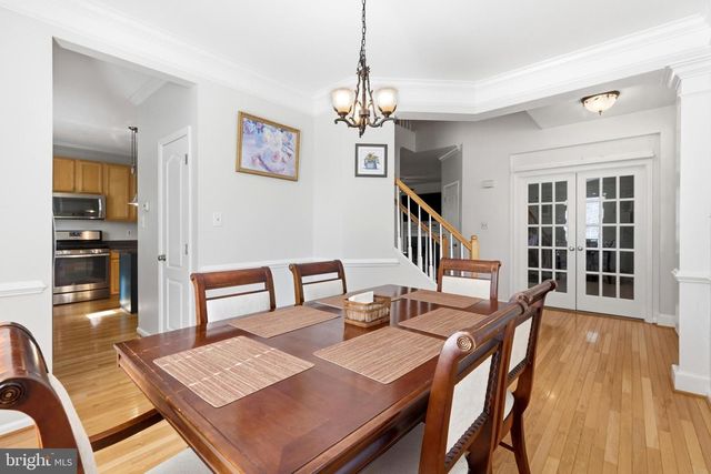 43253 STONEWALL POND ST, Chantilly, VA 20152
