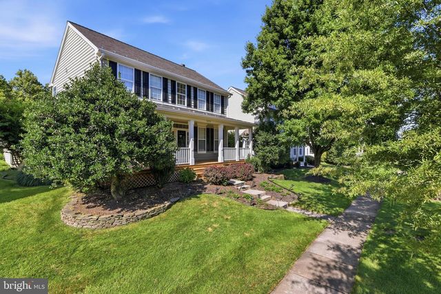 43253 STONEWALL POND ST, Chantilly, VA 20152