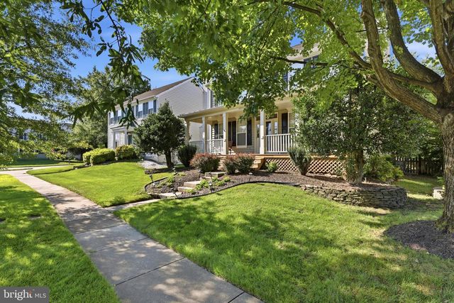 43253 STONEWALL POND ST, Chantilly, VA 20152