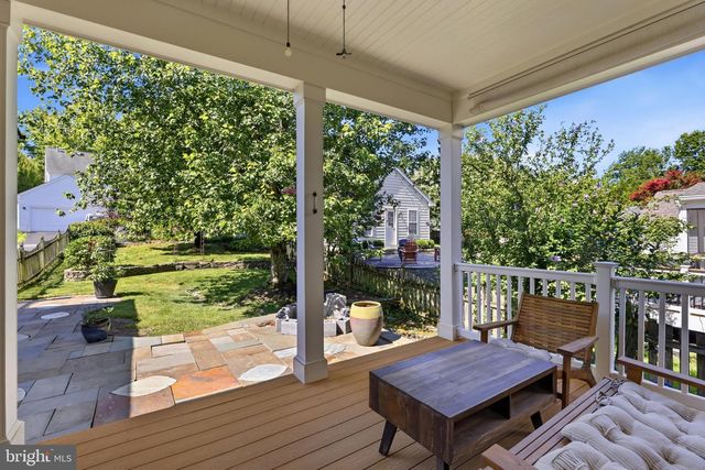 43253 STONEWALL POND ST, Chantilly, VA 20152