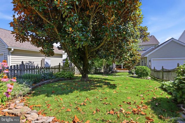 43253 STONEWALL POND ST, Chantilly, VA 20152