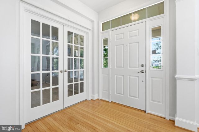 43253 STONEWALL POND ST, Chantilly, VA 20152