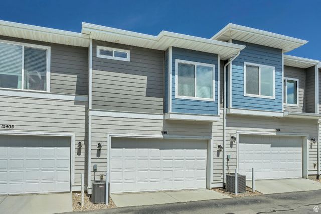 986 W CYAN VALLEY WAY, Bluffdale, UT 84065