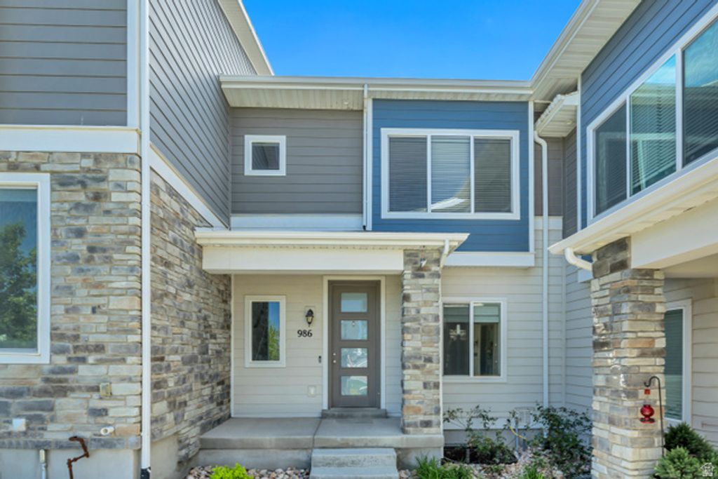 986 W CYAN VALLEY WAY, Bluffdale, UT 84065