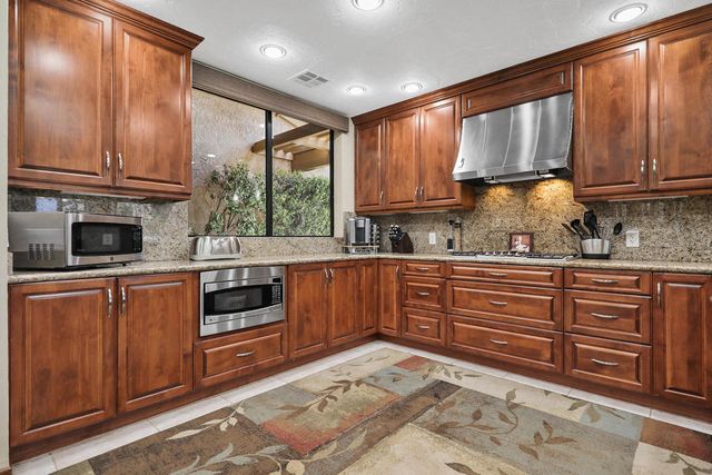 43761 Chapelton Drive, Bermuda Dunes, CA 92203