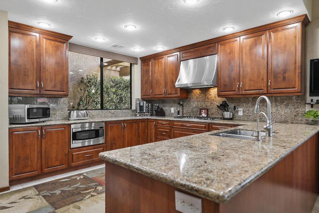 43761 Chapelton Drive, Bermuda Dunes, CA 92203