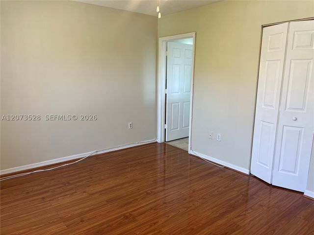 3520 NW 213th Ter, Miami Gardens, FL 33056