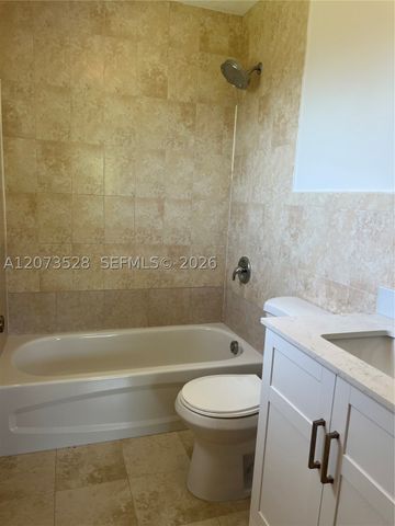 3520 NW 213th Ter, Miami Gardens, FL 33056