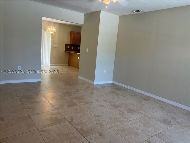 3520 NW 213th Ter, Miami Gardens, FL 33056