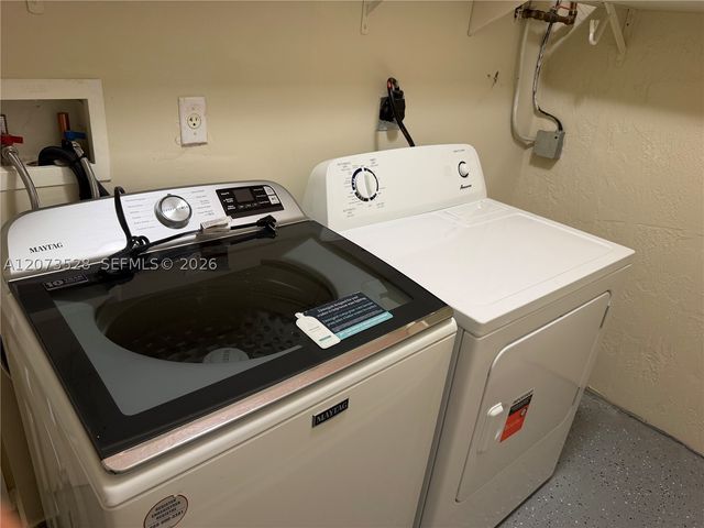 3520 NW 213th Ter, Miami Gardens, FL 33056