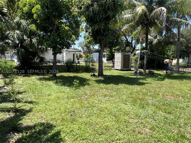 3520 NW 213th Ter, Miami Gardens, FL 33056