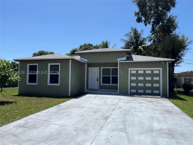 3520 NW 213th Ter, Miami Gardens, FL 33056