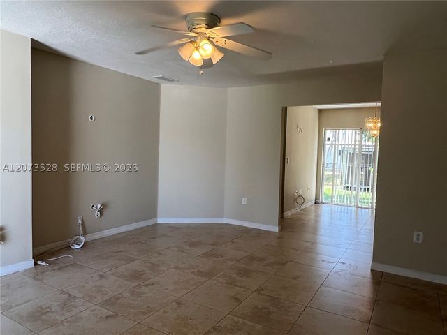 3520 NW 213th Ter, Miami Gardens, FL 33056