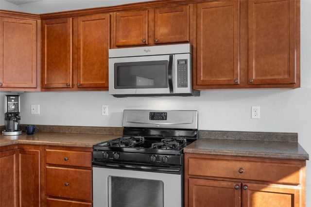 3107 Johnson Avenue NW 4, Cedar Rapids, IA 52405