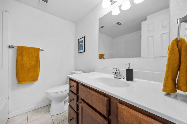 3107 Johnson Avenue NW 4, Cedar Rapids, IA 52405