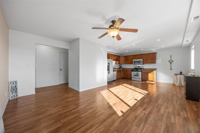 3107 Johnson Avenue NW 4, Cedar Rapids, IA 52405