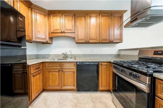 630 S Knott 6, Anaheim, CA 92804