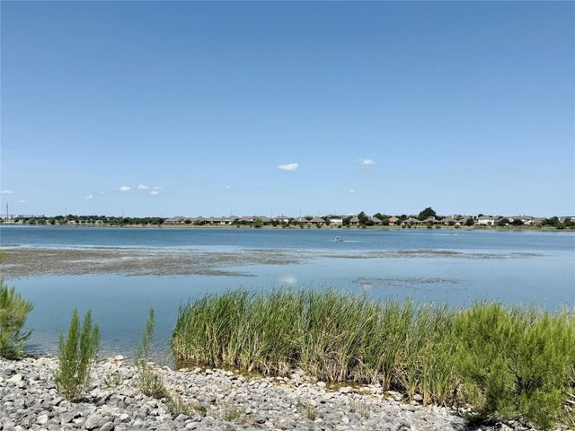 17301 Ammersee LN, Pflugerville, TX 78660