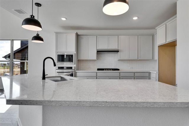 17301 Ammersee LN, Pflugerville, TX 78660