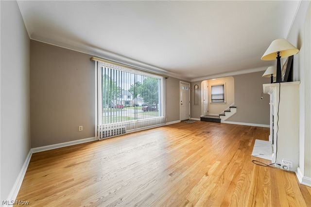 4828 Westbourne Road, Lyndhurst, OH 44124