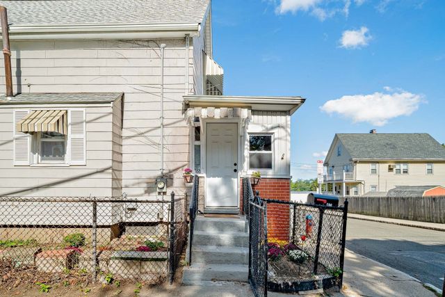 100 Fremont St, Somerville, MA 02145
