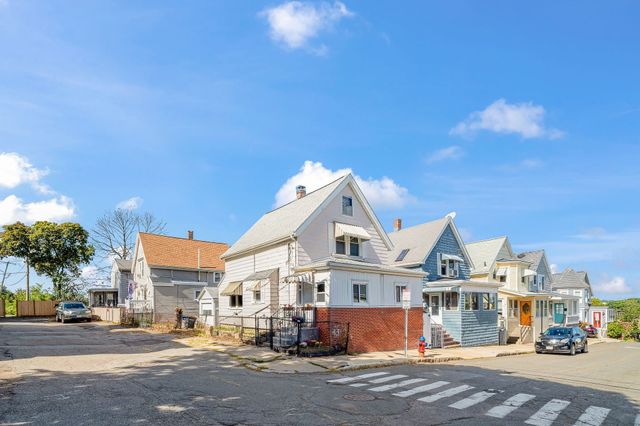 100 Fremont St, Somerville, MA 02145