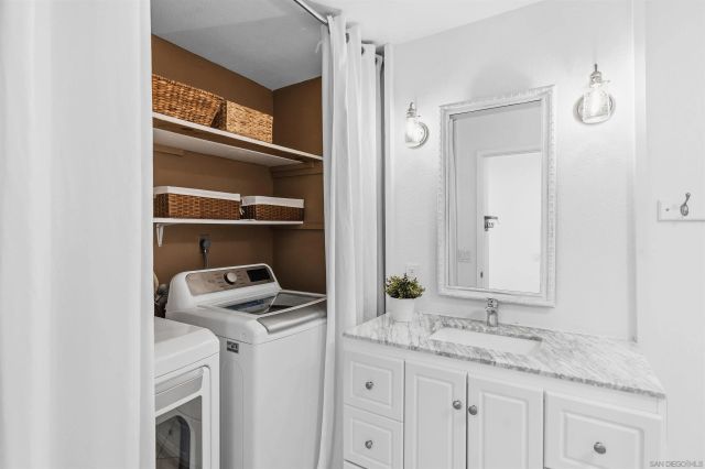 6389 Caminito Telmo, San Diego, CA 92111