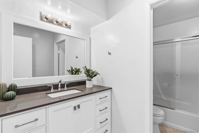 6389 Caminito Telmo, San Diego, CA 92111