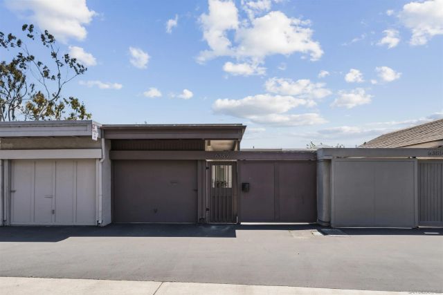 6389 Caminito Telmo, San Diego, CA 92111