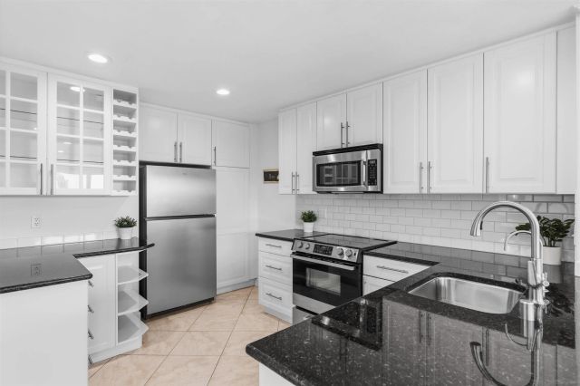 6389 Caminito Telmo, San Diego, CA 92111