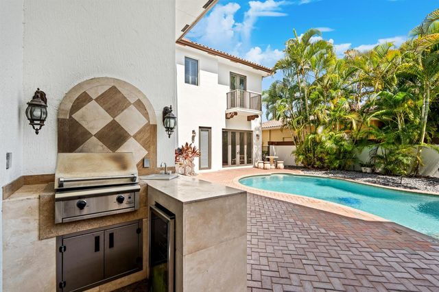17550 Circle Pond Court, Boca Raton, FL 33496
