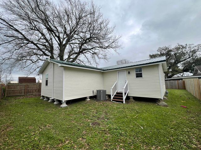 201 Ash St, Houma, LA 70363