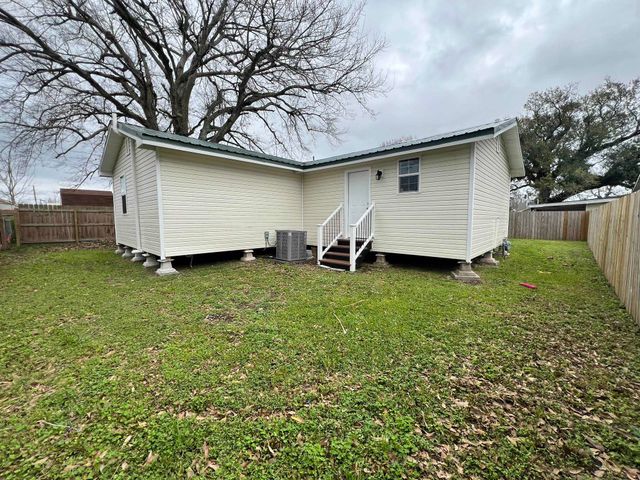 201 Ash St, Houma, LA 70363